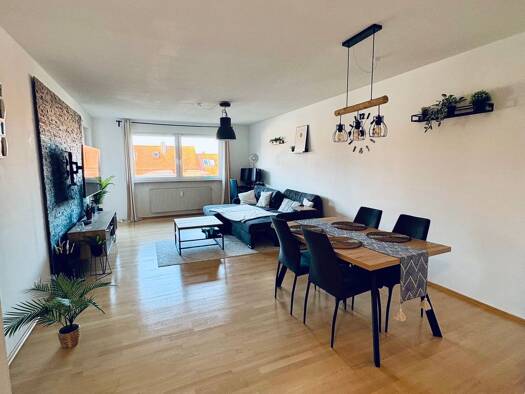 Wohnung zur Miete 850 € 3 Zimmer 90 m² Geschoss 2/3 frei ab sofort Ansbach 91522