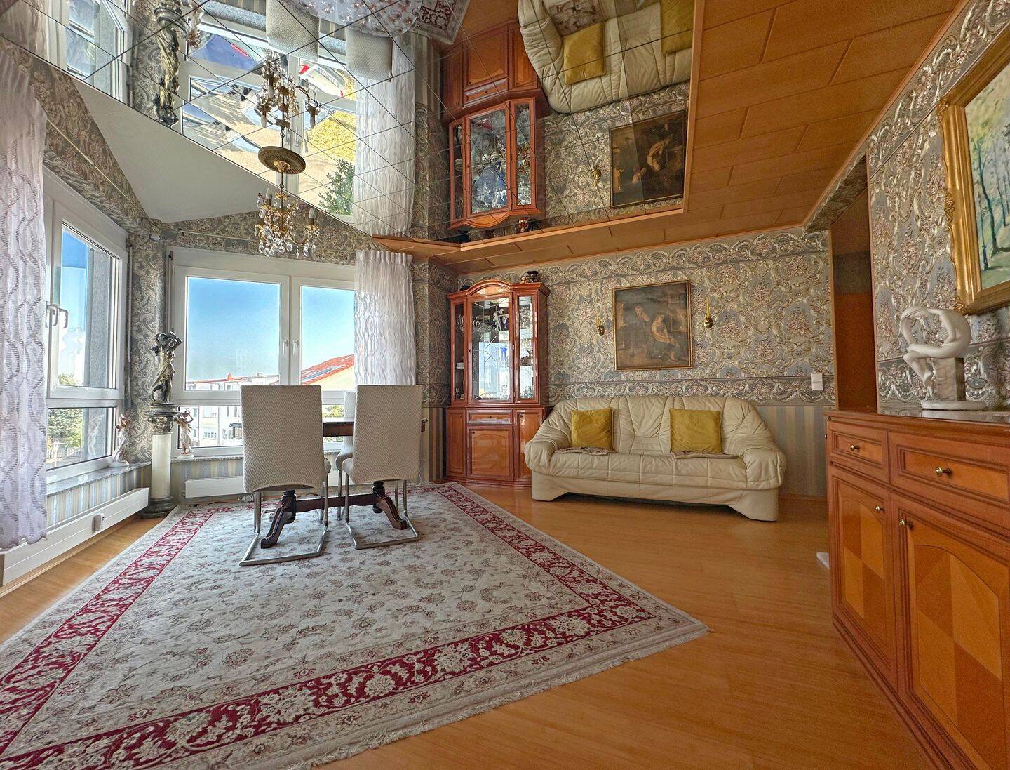 Property thumbnail 2