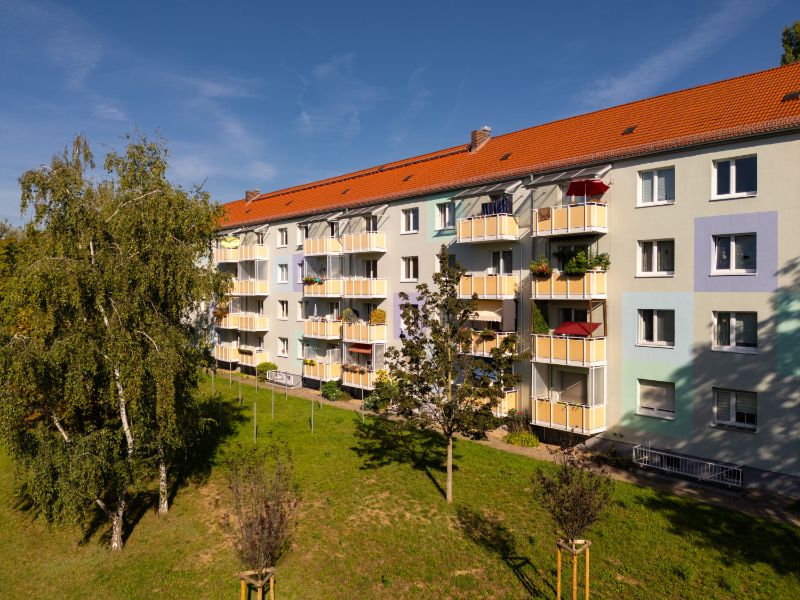 Wohnung zur Miete 411 € 3 Zimmer 58,6 m²<br/>Wohnfläche 1.<br/>Geschoss Reinefarthstraße 94 Merseburg Merseburg 06217