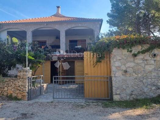 Einfamilienhaus zum Kauf 1.200.000 € 5 Zimmer 250 m² Milna Milna 21405
