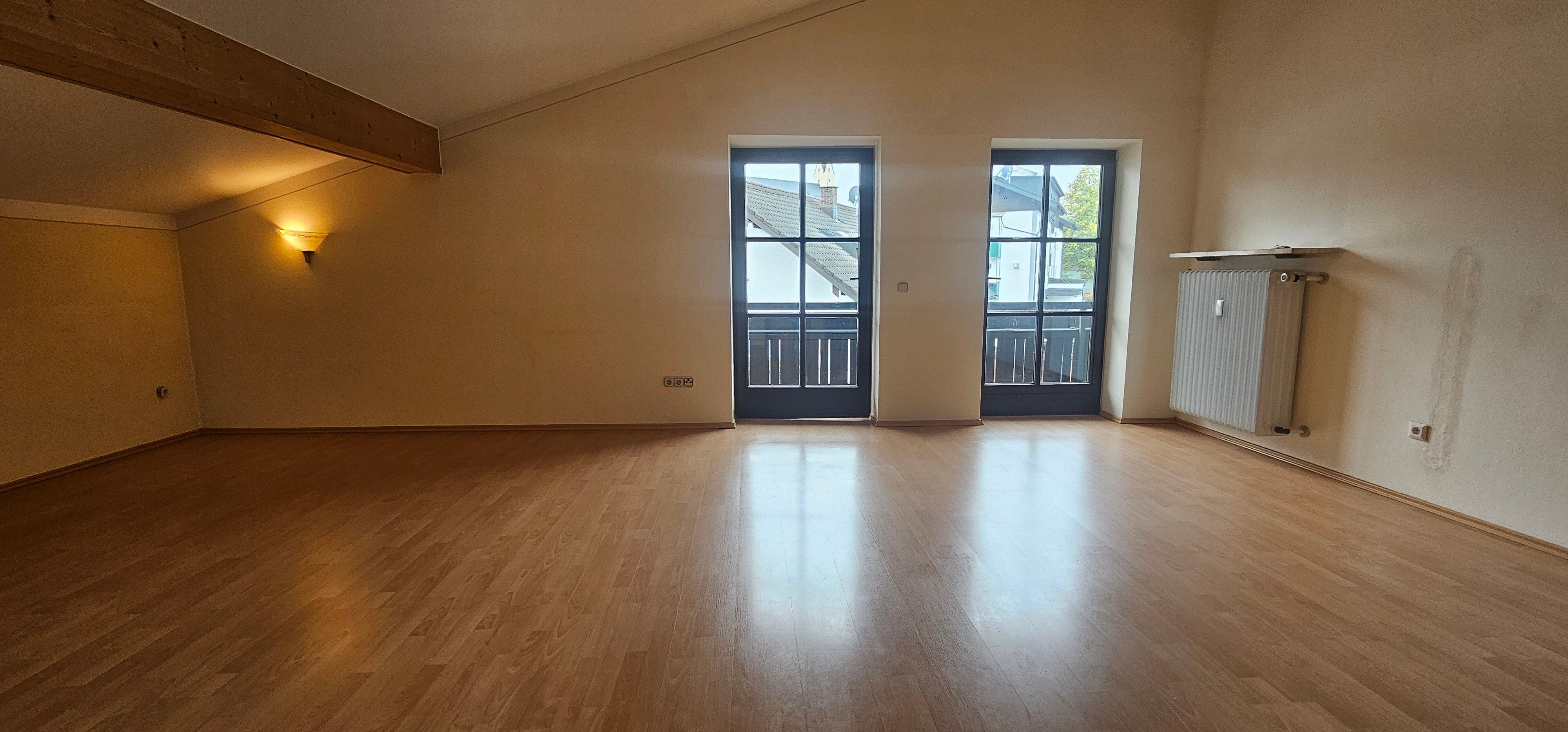 Wohnung zum Kauf 375.000 € 2 Zimmer 86 m²<br/>Wohnfläche 2.<br/>Geschoss ab sofort<br/>Verfügbarkeit Chiemseestraße Bernau am Chiemsee 83233