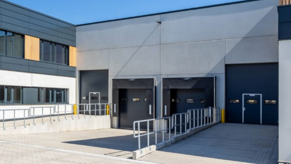 Halle/Industriefläche zur Miete provisionsfrei 5,50 € 2.250 m² Lagerfläche teilbar ab 1.250 m² Aplerbeck Dortmund 44287