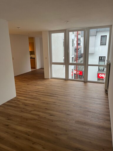 Wohnung zur Miete 1.080 € 2 Zimmer 74 m² 2. Geschoss frei ab sofort Samerstraße 7 Rosenheim 83022