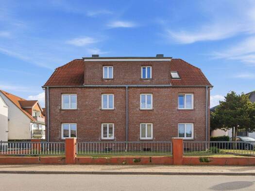 Mehrfamilienhaus zum Kauf 900.000 € 18 Zimmer 358,2 m² 1.542 m² Grundstück Sereetz Ratekau 23611