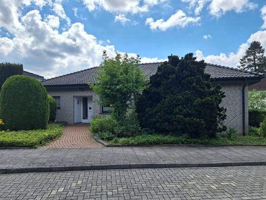Haus zum Kauf 279.000 € 3 Zimmer 443 m² Grundstück Dodesheide Osnabrück 49088