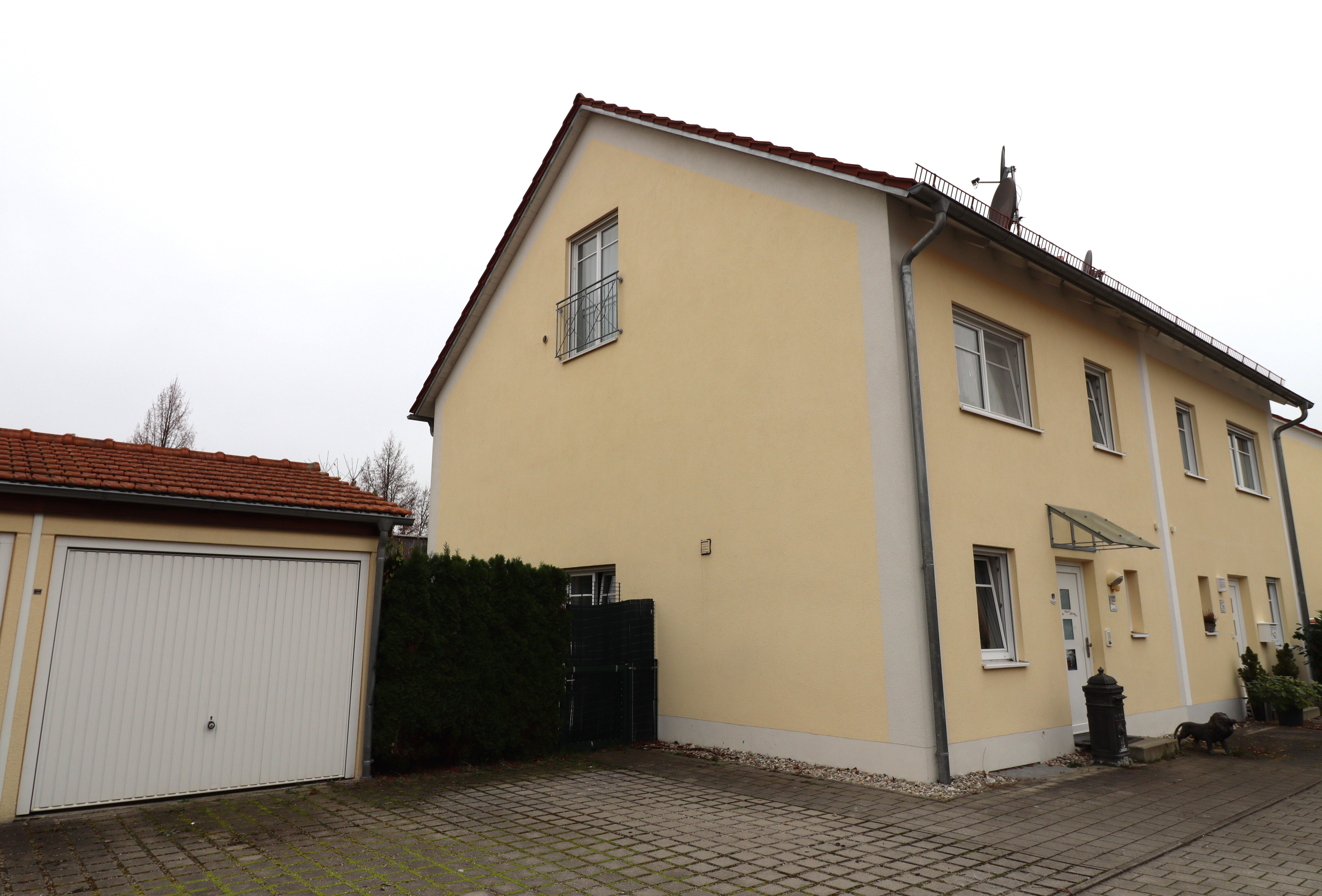 Doppelhaushälfte zum Kauf 997.000 € 5 Zimmer 147 m²<br/>Wohnfläche 333 m²<br/>Grundstück Klettham Erding 85435