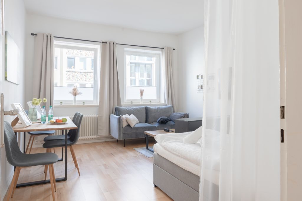 Wohnung zur Miete Wohnen auf Zeit 2.517 € 2 Zimmer 56 m²<br/>Wohnfläche 16.11.2024<br/>Verfügbarkeit Röselerstraße Mitte Hannover 30159