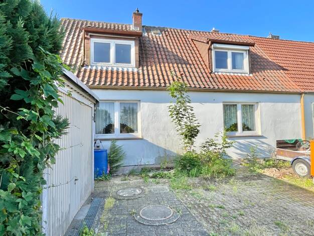 Doppelhaushälfte zum Kauf 215.000 € 7 Zimmer 150,4 m² 1.384 m² Grundstück Ratzeburg 23909