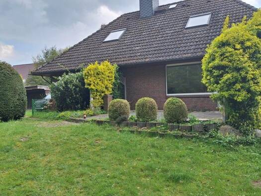 Mehrfamilienhaus zum Kauf 469.000 € 5 Zimmer 148,6 m² 1.585 m² Grundstück Schloßstraße 33 Tremsbüttel 22967