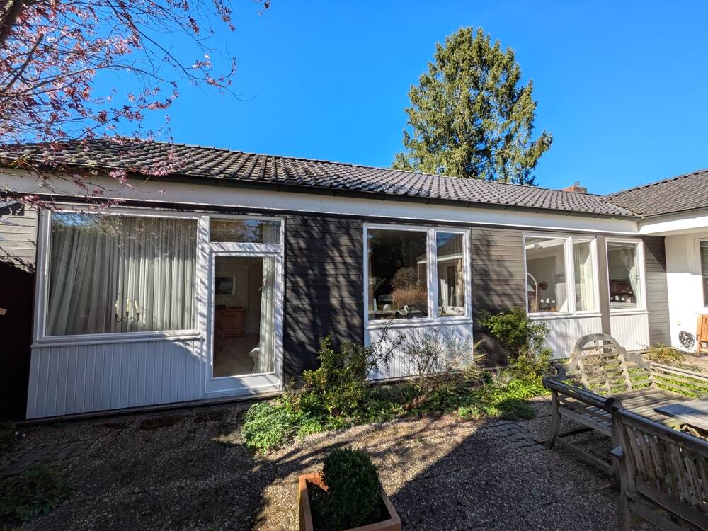 Immobilie in Hatten - Gepflegter Bungalow mit viel Platz auf großem Grundstück  in ruhiger und zentraler Lage in Sandkrug - Bild 3