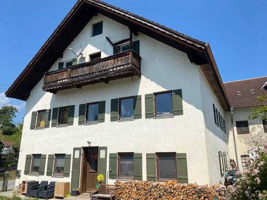 Bauernhaus zur Miete 1.080 € 7 Zimmer 180 m² frei ab sofort Peißenberg 82380