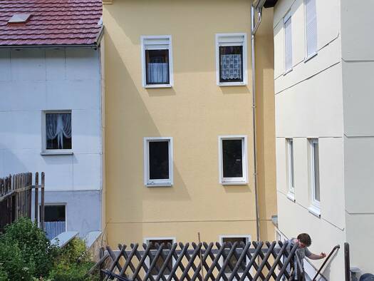 Wohnung zur Miete 488 € 3 Zimmer 61 m² Geschoss 1/2 frei ab 01.10.2026 Pößneck,Stadt Pößneck 07381