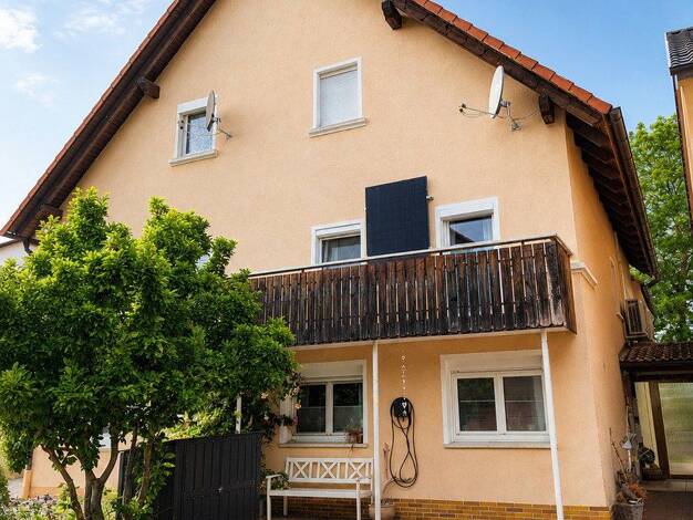 Doppelhaushälfte zum Kauf provisionsfrei 349.000 € 7 Zimmer 190 m² 305 m² Grundstück frei ab 01.10.2026 Hutschdorf Thurnau 95349