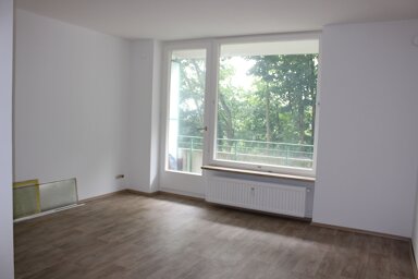 Wohnung zur Miete 380 € 1 Zimmer 30 m² 1. Geschoss Marèesstraße Elberfeld Wuppertal 42119