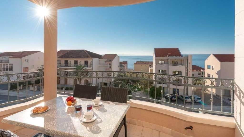 Haus zum Kauf 3.750.000 € 31 Zimmer 800 m² Makarska