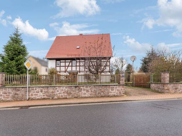 Einfamilienhaus zum Kauf 74.000 € 5 Zimmer 124,7 m² 768 m² Grundstück Großweitzschen Großweitzschen 04720
