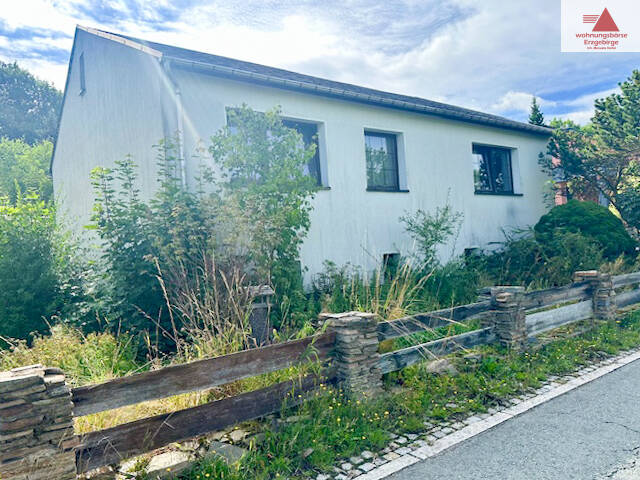 Einfamilienhaus zum Kauf 99.000 € 3 Zimmer 85 m²<br/>Wohnfläche 462 m²<br/>Grundstück Wiesa Wiesa / Neundorf 09488