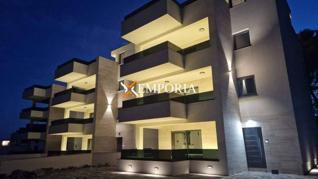 Wohnung zum Kauf 320.000 € 3 Zimmer 81 m² Vir