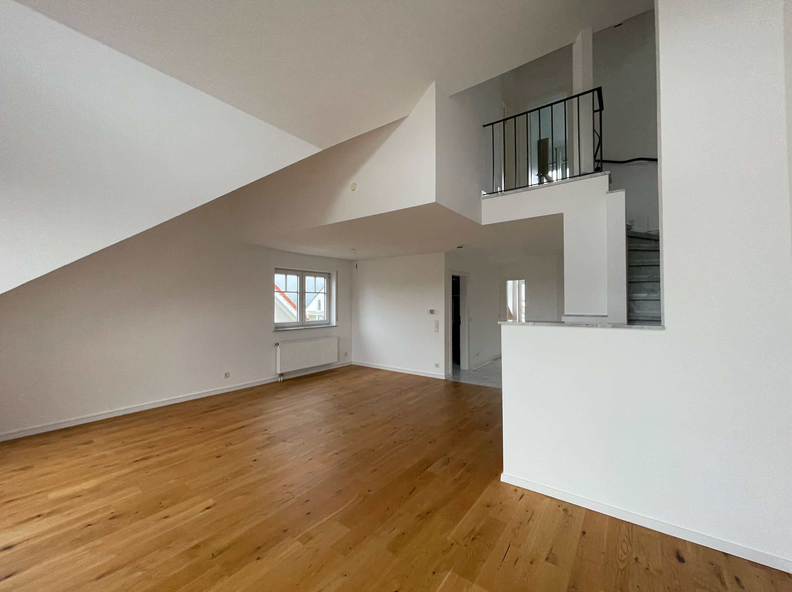 Wohnung zur Miete 1.080 € 3 Zimmer 90 m²<br/>Wohnfläche 3.<br/>Geschoss 01.11.2024<br/>Verfügbarkeit Ingelheim am Rhein 55218