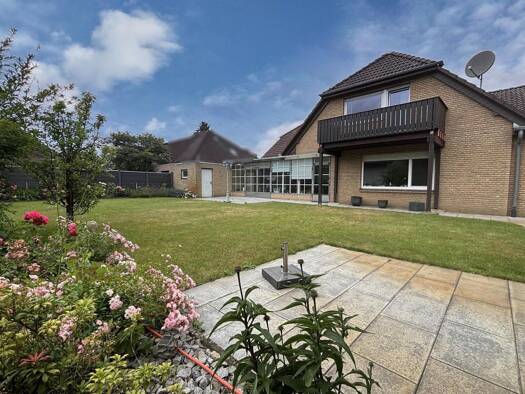 Einfamilienhaus zum Kauf 649.000 € 8 Zimmer 272 m² 749 m² Grundstück Aligse Lehrte 31275