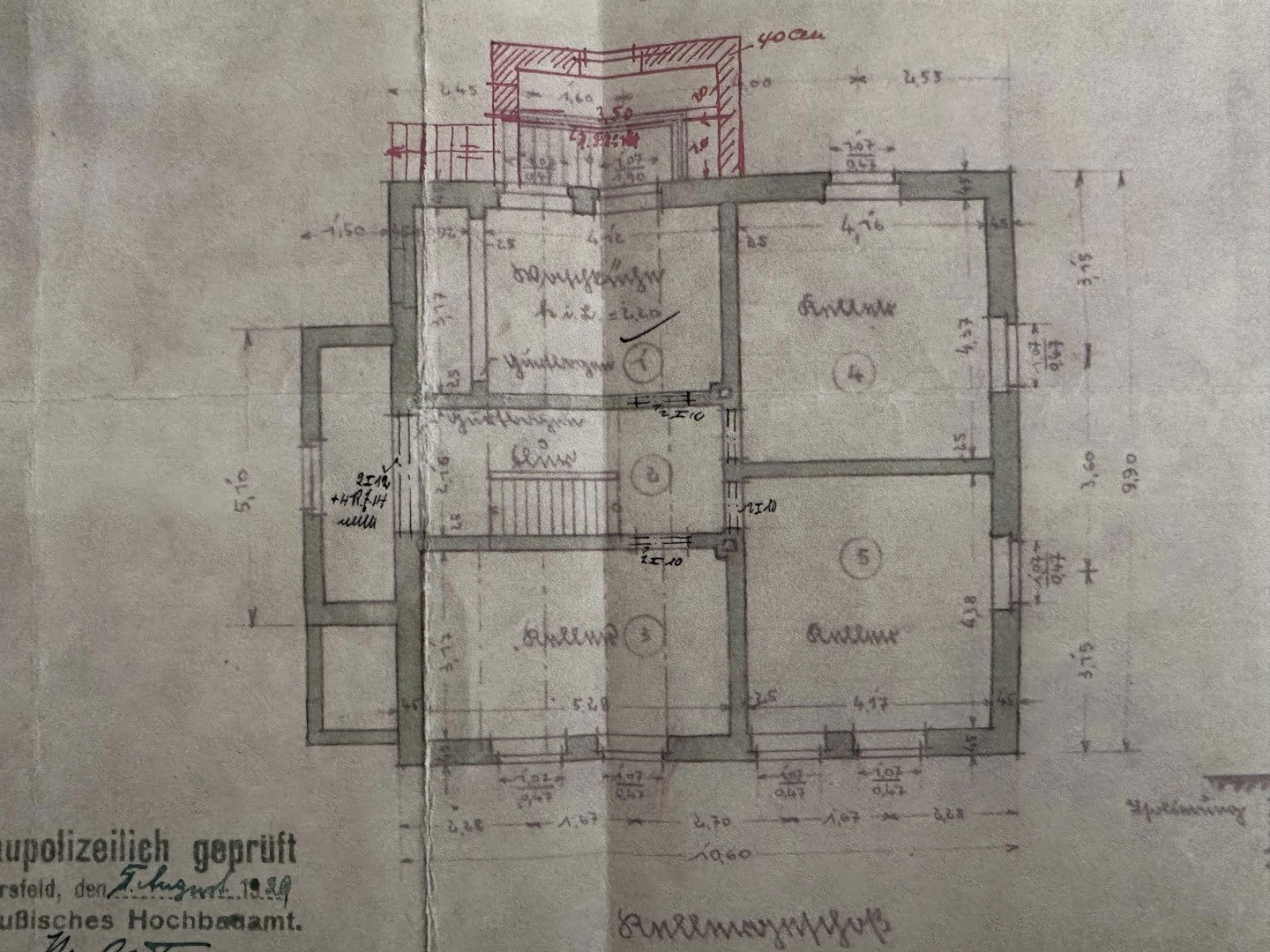 Einfamilienhaus zum Kauf provisionsfrei 359.000 € 9 Zimmer 225 m²<br/>Wohnfläche 669 m²<br/>Grundstück Kasseler Straße 84 Rotenburg Rotenburg an der Fulda 36199