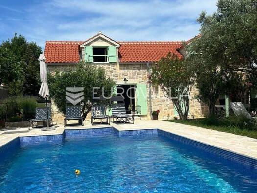 Haus zum Kauf 680.000 € 3 Zimmer 110 m² Privlaka Privlaka 32000