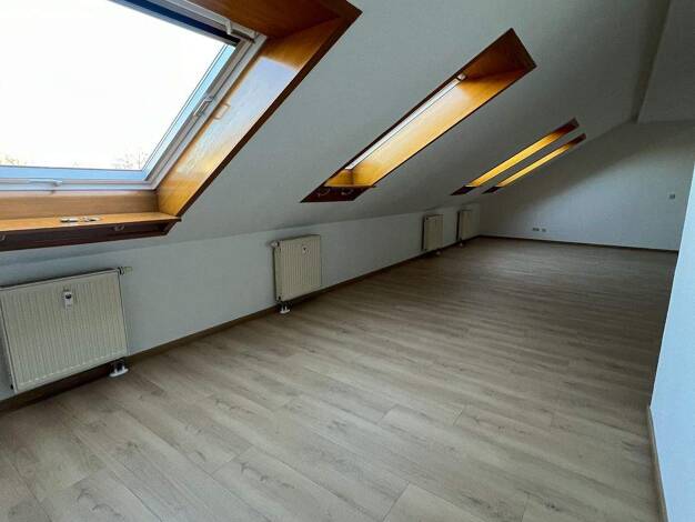 Studio zur Miete 350 € 1 Zimmer 43,9 m² 3. Geschoss Weißenfelser Straße 20 Merseburg Merseburg (Saale 06217