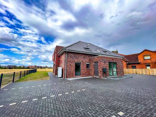 Mehrfamilienhaus zum Kauf provisionsfrei 1.280.000 € 12 Zimmer 336 m² 1.301 m² Grundstück Verden 27283