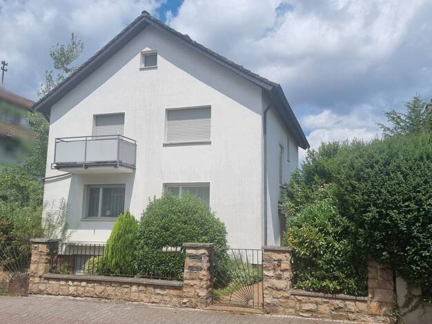 Einfamilienhaus zum Kauf 630.000 € 7 Zimmer 160 m² 528 m² Grundstück frei ab sofort Am Wilhelmshof 25 Sprendlingen Dreieich 63303