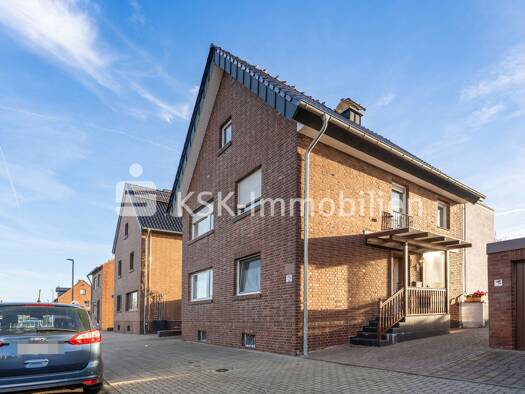 Mehrfamilienhaus zum Kauf 499.000 € 7 Zimmer 230,5 m² 751 m² Grundstück Elsdorf 50189