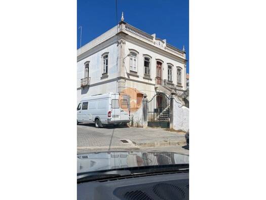 Haus zum Kauf 800.000 € 260 m² 1.355 m² Grundstück Quelfes 8700