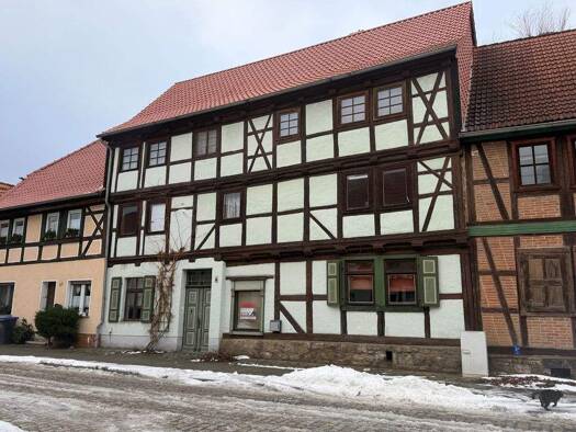 Mehrfamilienhaus zum Kauf 98.000 € 282 m² 234 m² Grundstück frei ab sofort Wegeleben 38828