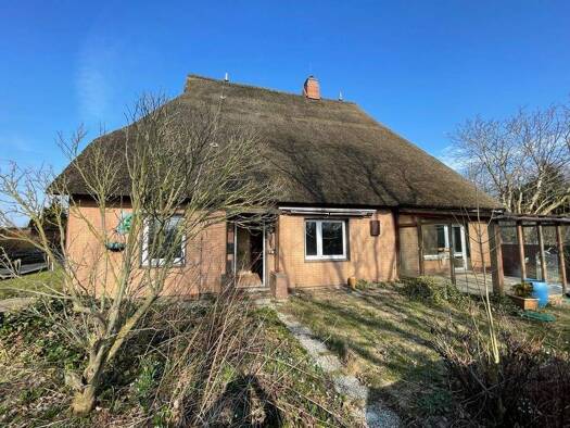 Doppelhaushälfte zum Kauf 130.000 € 5 Zimmer 180,7 m² 867 m² Grundstück Oesterdeichstrich 25761