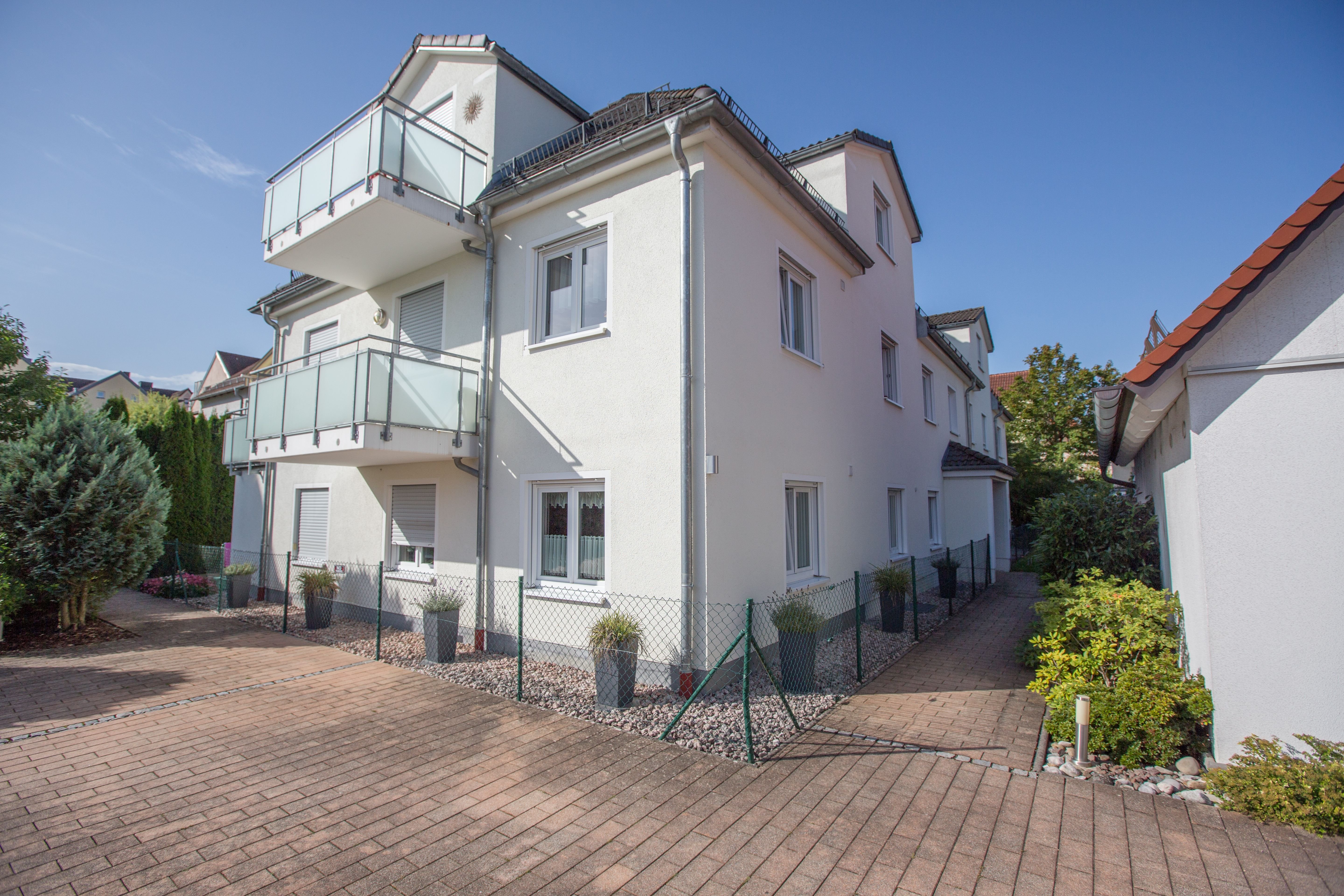 Terrassenwohnung zur Miete 2.000 € 5 Zimmer 146 m²<br/>Wohnfläche EG<br/>Geschoss ab sofort<br/>Verfügbarkeit Adolf-Kolping-Straße 12a Fürstenfeldbruck Fürstenfeldbruck 82256