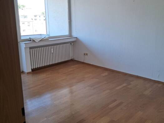 Wohnung zur Miete 530 € 3 Zimmer 73 m² 4. Geschoss frei ab sofort Düsseldorfer Straße 501 Wanheimerort Duisburg 47055