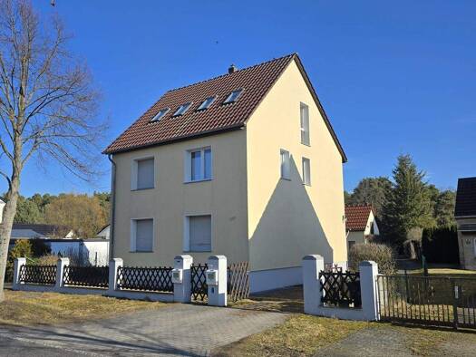 Mehrfamilienhaus zum Kauf 335.000 € 5,5 Zimmer 130 m² 914 m² Grundstück Langewahl 15518