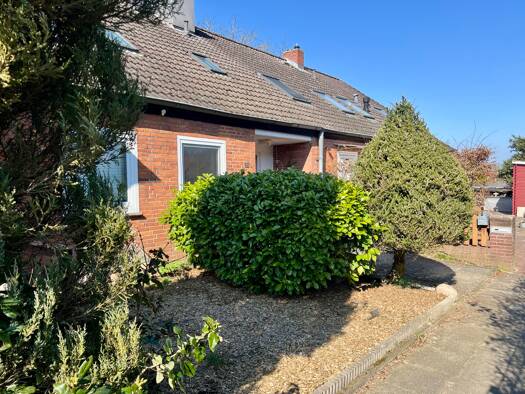 Reihenmittelhaus zum Kauf 269.000 € 4,5 Zimmer 90 m² 205 m² Grundstück Lüne-Moorfeld Lüneburg 21337