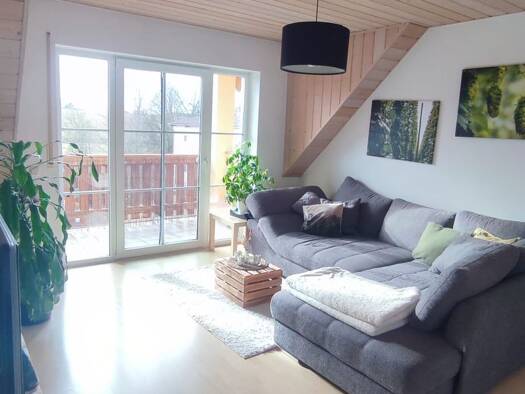 Wohnung zur Miete 860 € 3,5 Zimmer 90 m² Geschoss 2/2 Lindach Hohenwart 86558