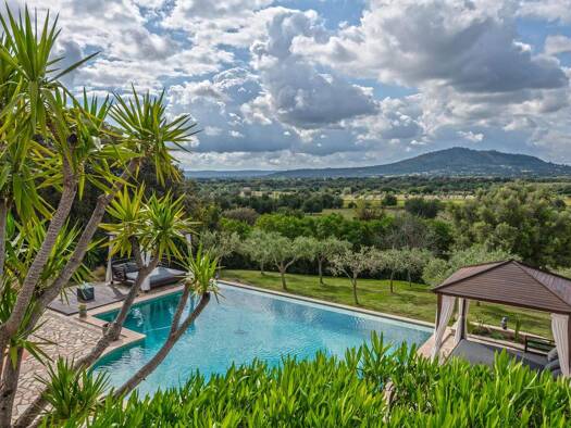 Landhaus zum Kauf provisionsfrei 3.900.000 € 7 Zimmer 397 m² 21.049 m² Grundstück Selva 07313