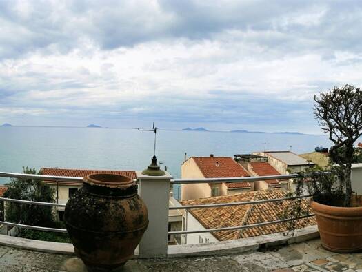 Villa zum Kauf provisionsfrei 560.000 € 10 Zimmer 485 m² frei ab sofort Caronia 98072