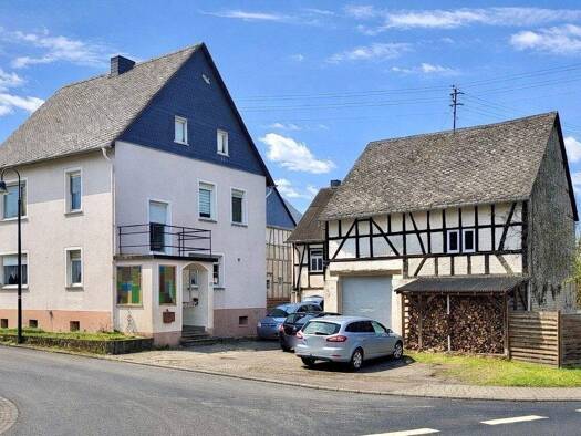 Einfamilienhaus zum Kauf 260.000 € 6 Zimmer 145,7 m² 800 m² Grundstück Roth 56288