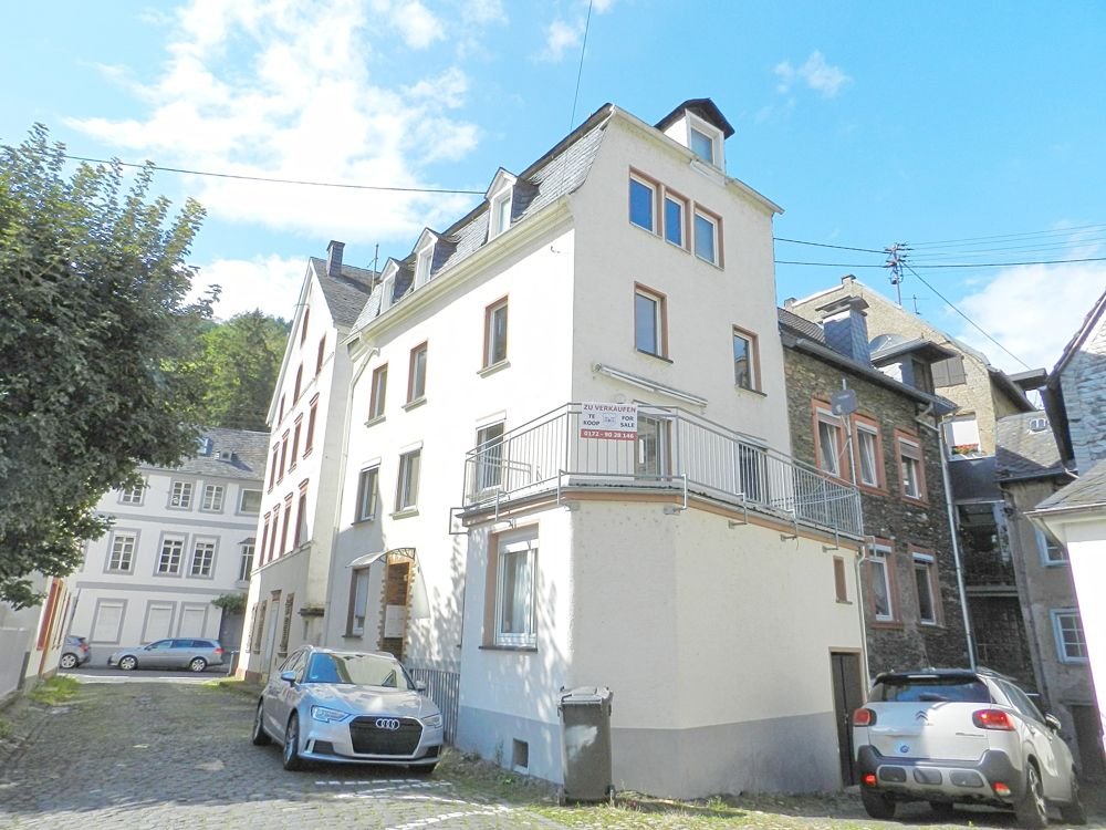 Einfamilienhaus zum Kauf 115.000 € 7 Zimmer 196 m²<br/>Wohnfläche 80 m²<br/>Grundstück Trarbach Traben-Trarbach 56841