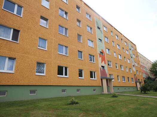 Wohnung zur Miete 353 € 3 Zimmer 69,1 m² 2. Geschoss frei ab sofort Franz-Stephan-Straße 12 Lusan Gera 07549