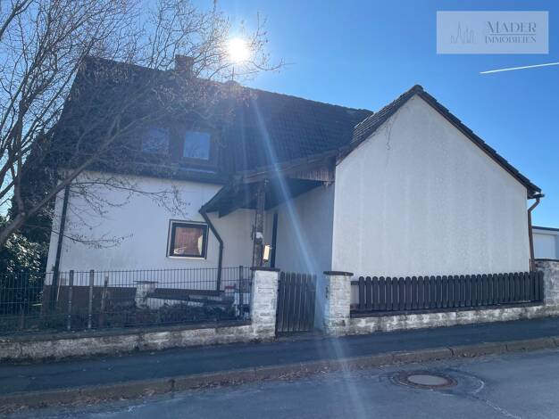 Einfamilienhaus zum Kauf 135.000 € 5 Zimmer 124 m² 968 m² Grundstück Mannsflur Marktleugast 95352