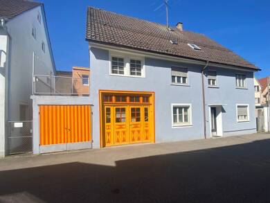 Mehrfamilienhaus zum Kauf 195.000 € 8 Zimmer 200 m² 183 m² Grundstück Kernstadt Biberach 88400