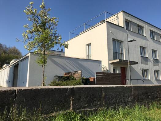 Reihenhaus zur Miete 2.280 € 5 Zimmer 135 m² 220 m² Grundstück frei ab 01.12.2025 Zuffenhausen Stuttgart 70437