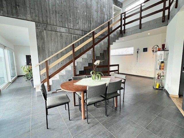 Immobilie in Sugenheim - Großzügiges Einfamilienwohnhaus mit Einliegerwohnung in Ortsrandlage! - Bild 1