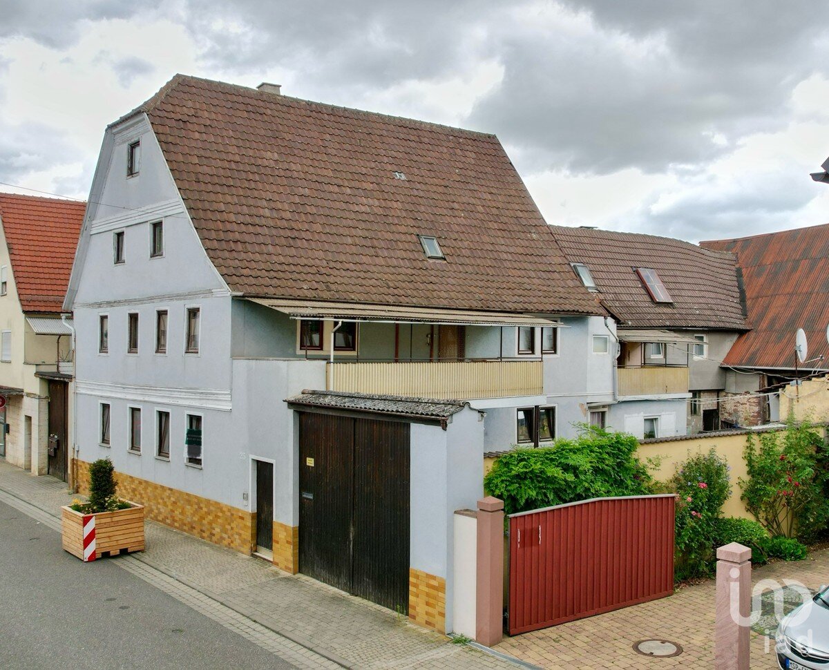 Einfamilienhaus zum Kauf 249.000 € 15 Zimmer 363 m²<br/>Wohnfläche 540 m²<br/>Grundstück Zellingen Zellingen 97225