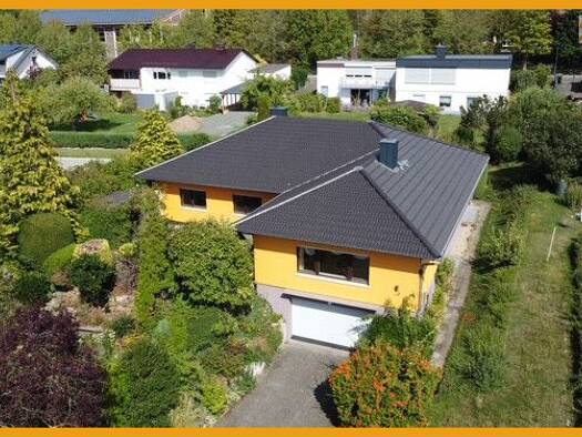 Einfamilienhaus zum Kauf provisionsfrei 279.000 € 6 Zimmer 170 m² 1.113 m² Grundstück Homberg Homberg (Ohm) 35315