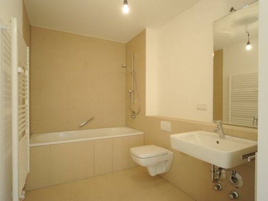 Wohnung zur Miete 975 € 2 Zimmer 63,3 m² EG frei ab 31.10.2025 Marbachweg 55 B Preungesheim Frankfurt am Main 60435